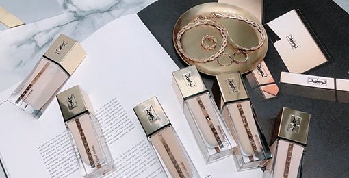 戴口罩也能维持时尚水雾光妆感!YSL超模光粉底抢先全球开卖