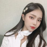 戴口罩照样是最亮眼的星!学韩妞用闪闪发光的眼影,征服男人吧